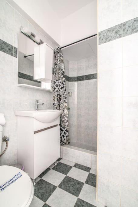 New Studio In The Heart Of City Center Ираклион Экстерьер фото
