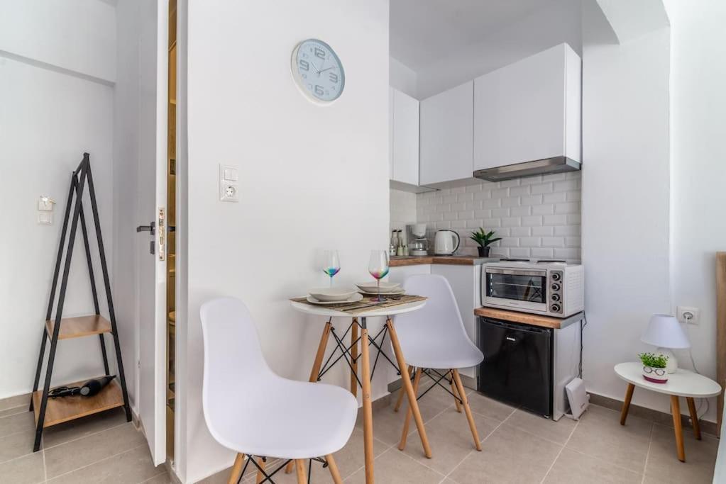 New Studio In The Heart Of City Center Ираклион Экстерьер фото